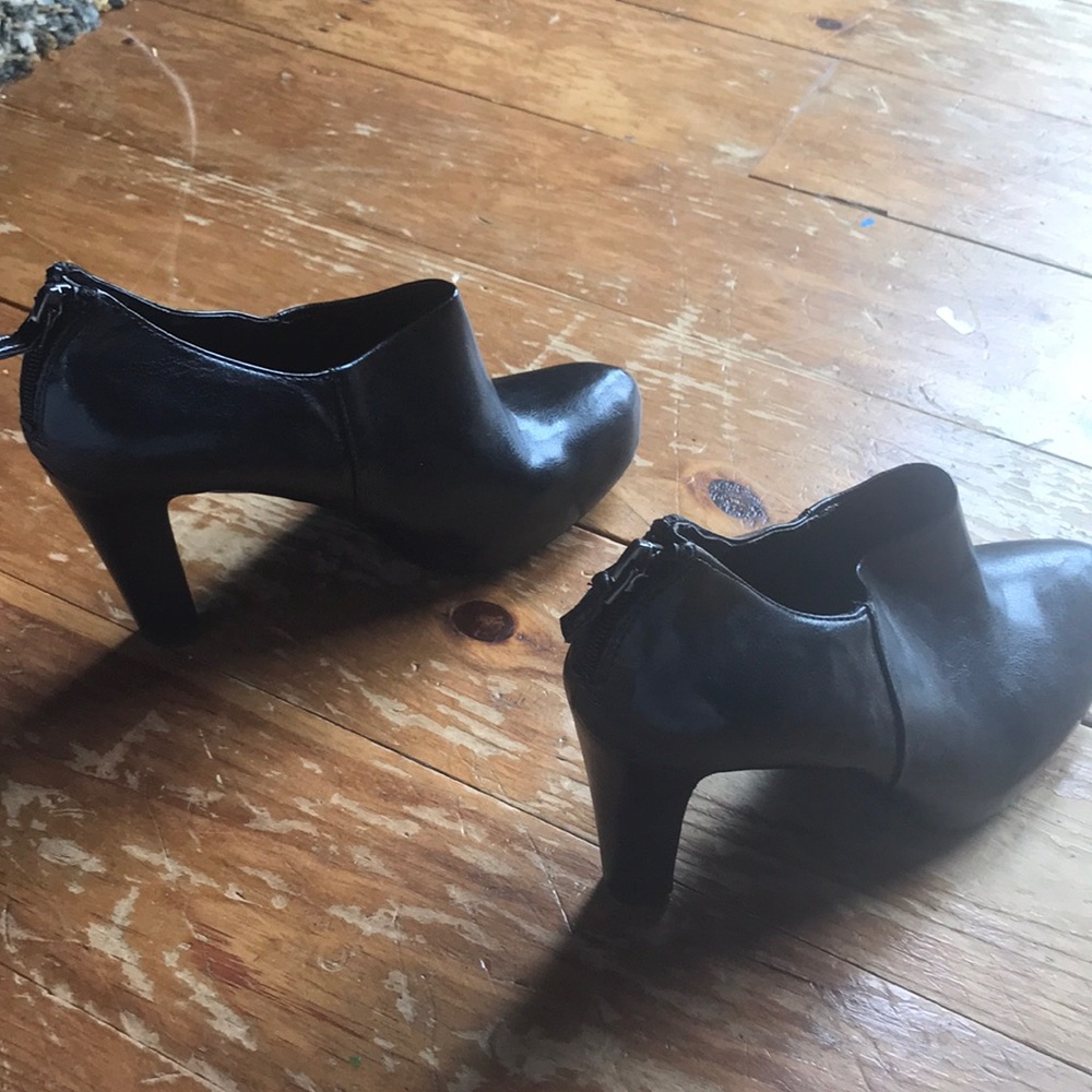 black booties